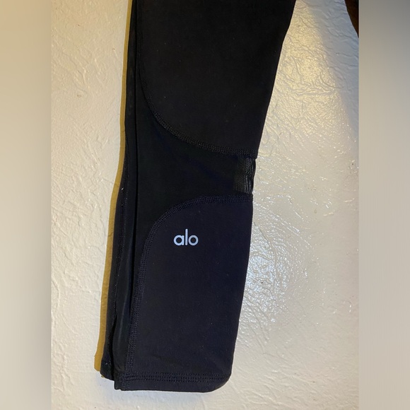 Alo Yoga high rise - Picture 2 of 4